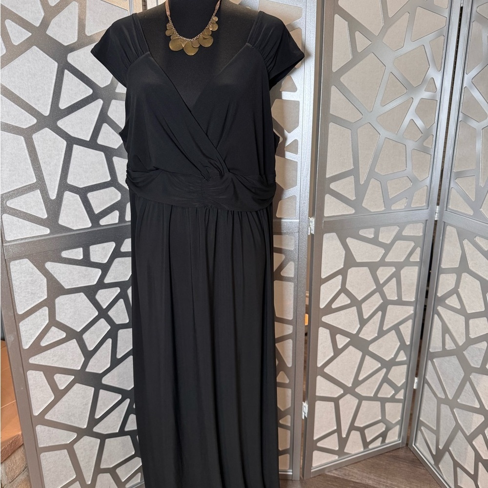 NY Collection Elegant Black Maxi Dress